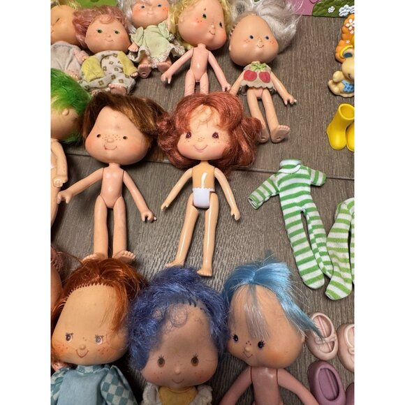 VTG 1979 Strawberry Shortcake 12 Dolls 6 Pets House Clothing Lot - Picture 6 of 16
